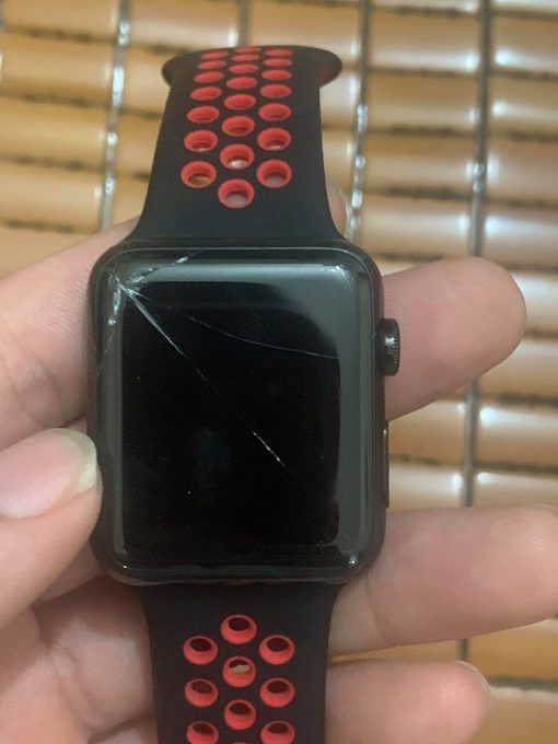 Thay mặt kính Apple Watch series 1 ở Hà Nội